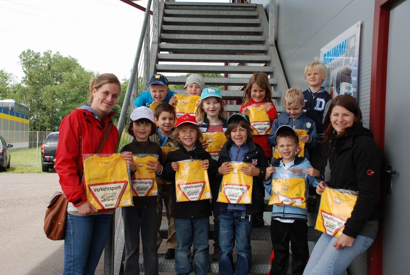 Kindergarten Windhaag am 06 Juni 2012 zu Gast im Verkehrspark Schlager Saxen